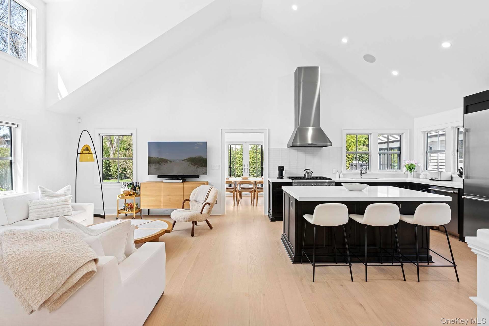 50 Dayton Lane, East Hampton, NY 11937