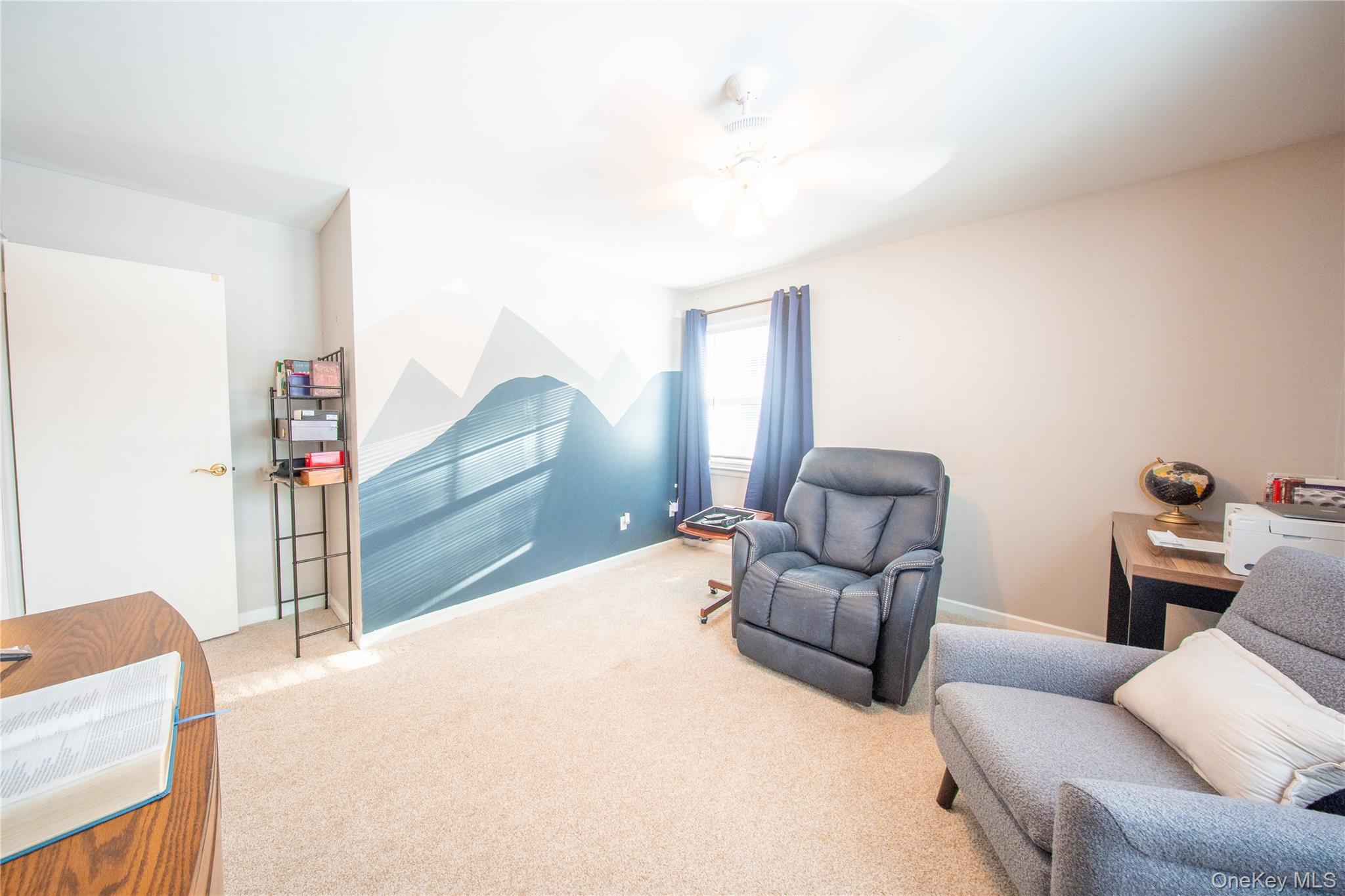 41 Foxhill Road, Valhalla, NY 10595