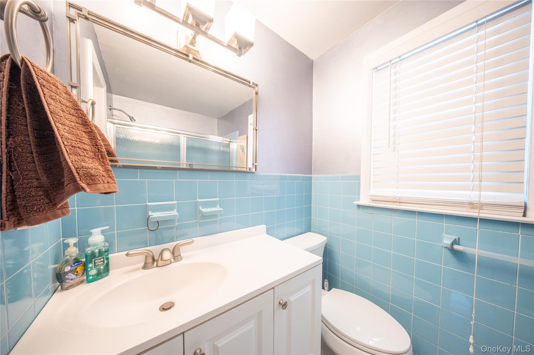 41 Foxhill Road, Valhalla, NY 10595