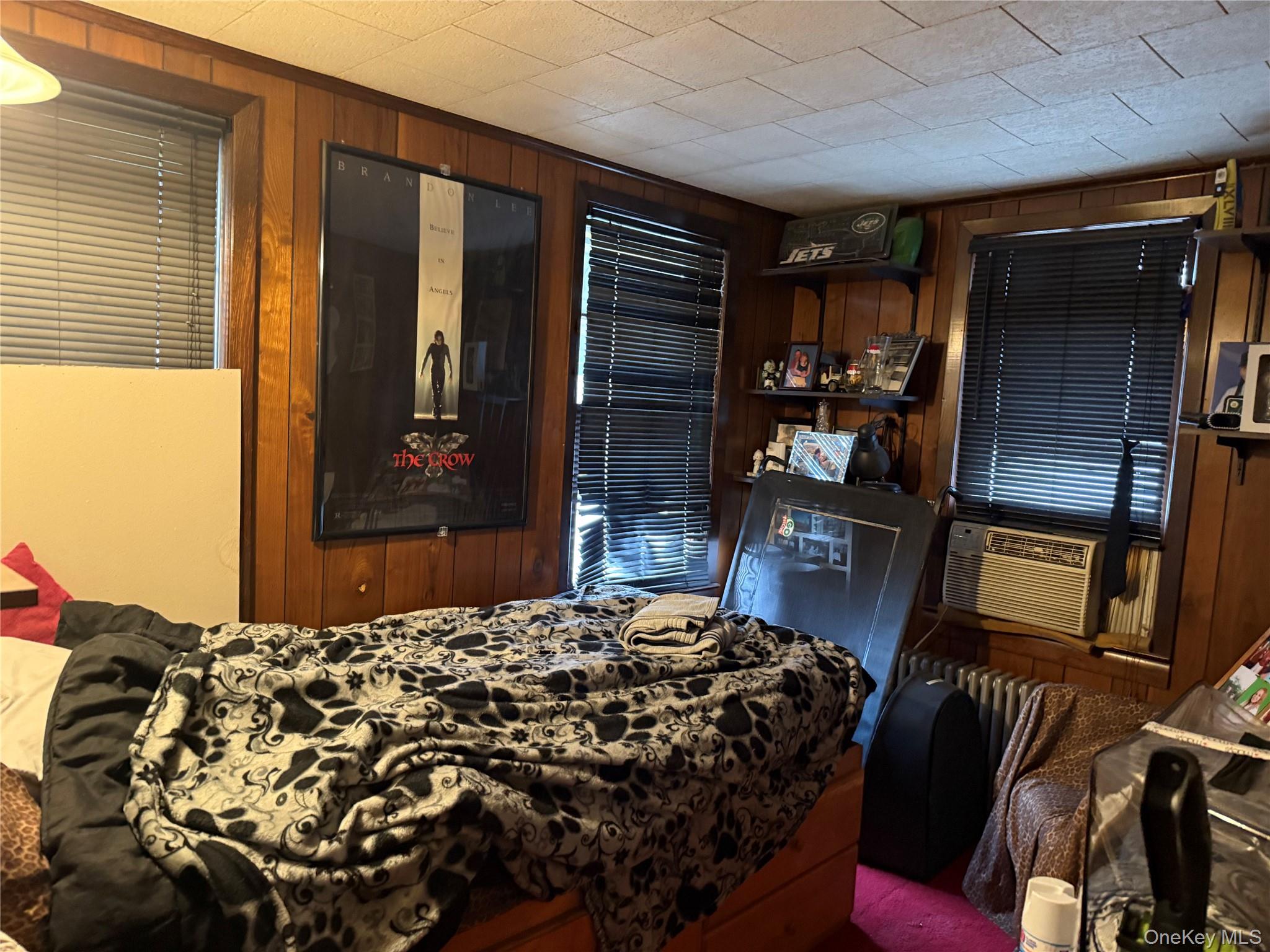 609 Hempstead Gardens Drive, West Hempstead, NY 11552