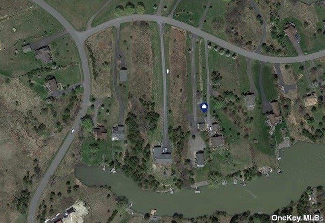 20 Fox Run Road, Athens, NY 12015