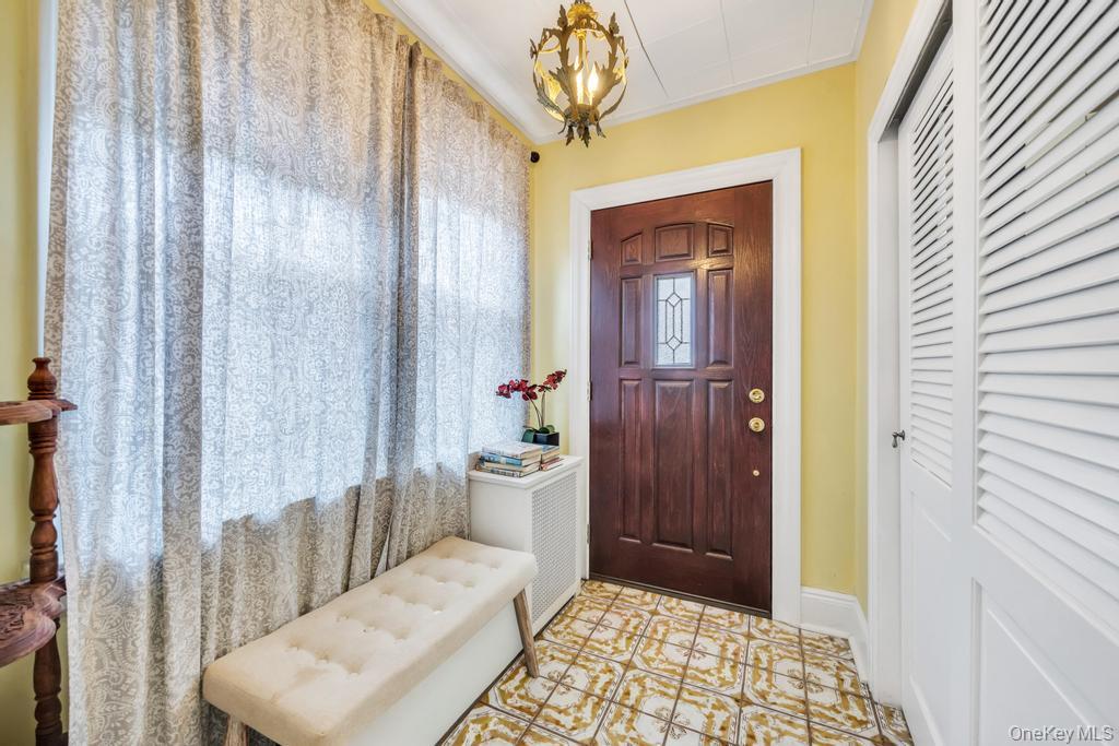 218 Woodlawn Road, West Hempstead, NY 11552