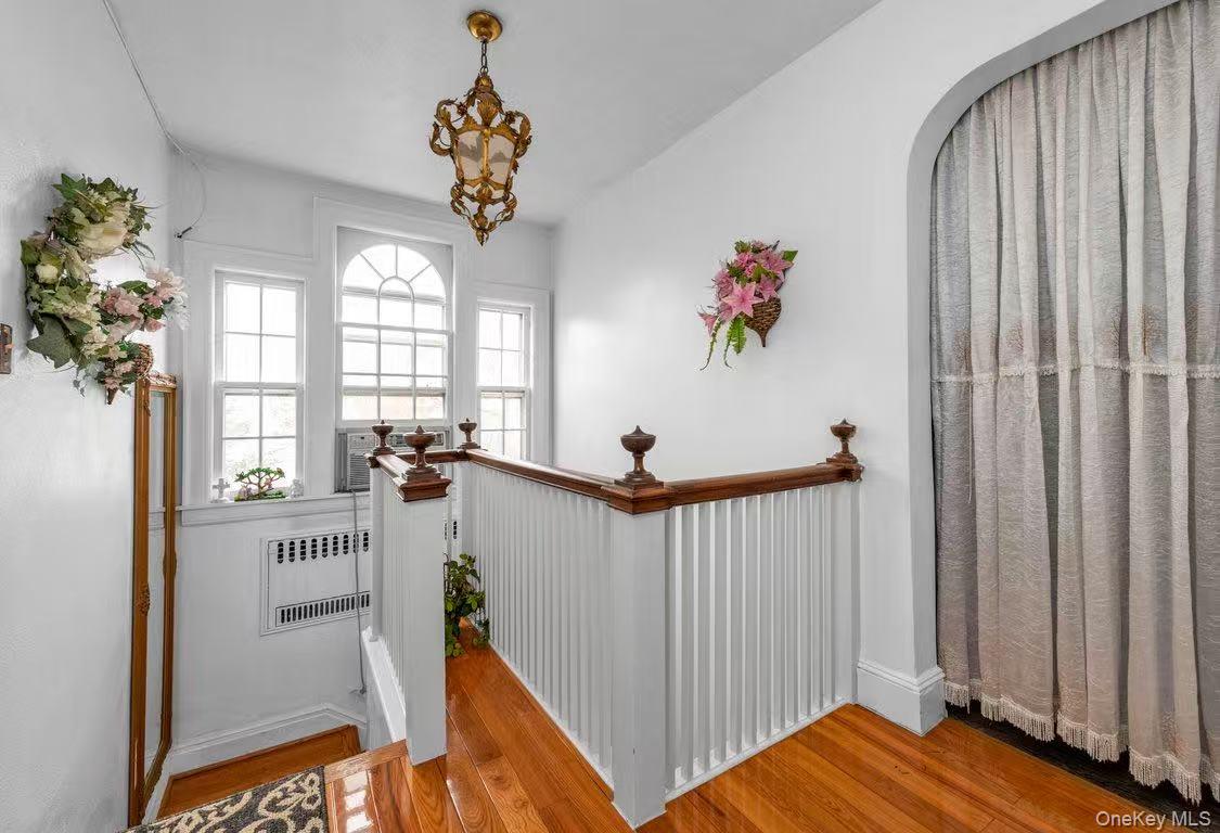 38-19 223rd St, Bayside, NY 11361