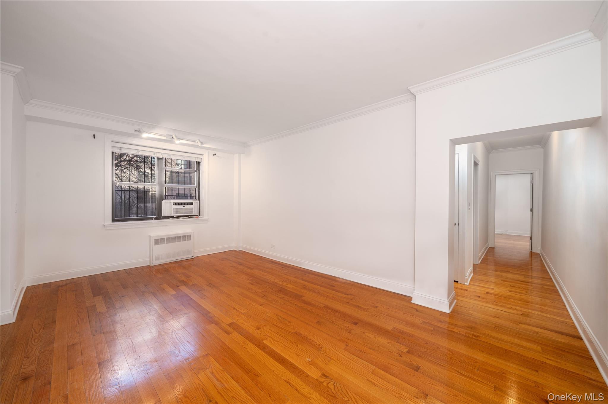 245 Bennett Avenue # 1A, New York (Manhattan), NY 10040