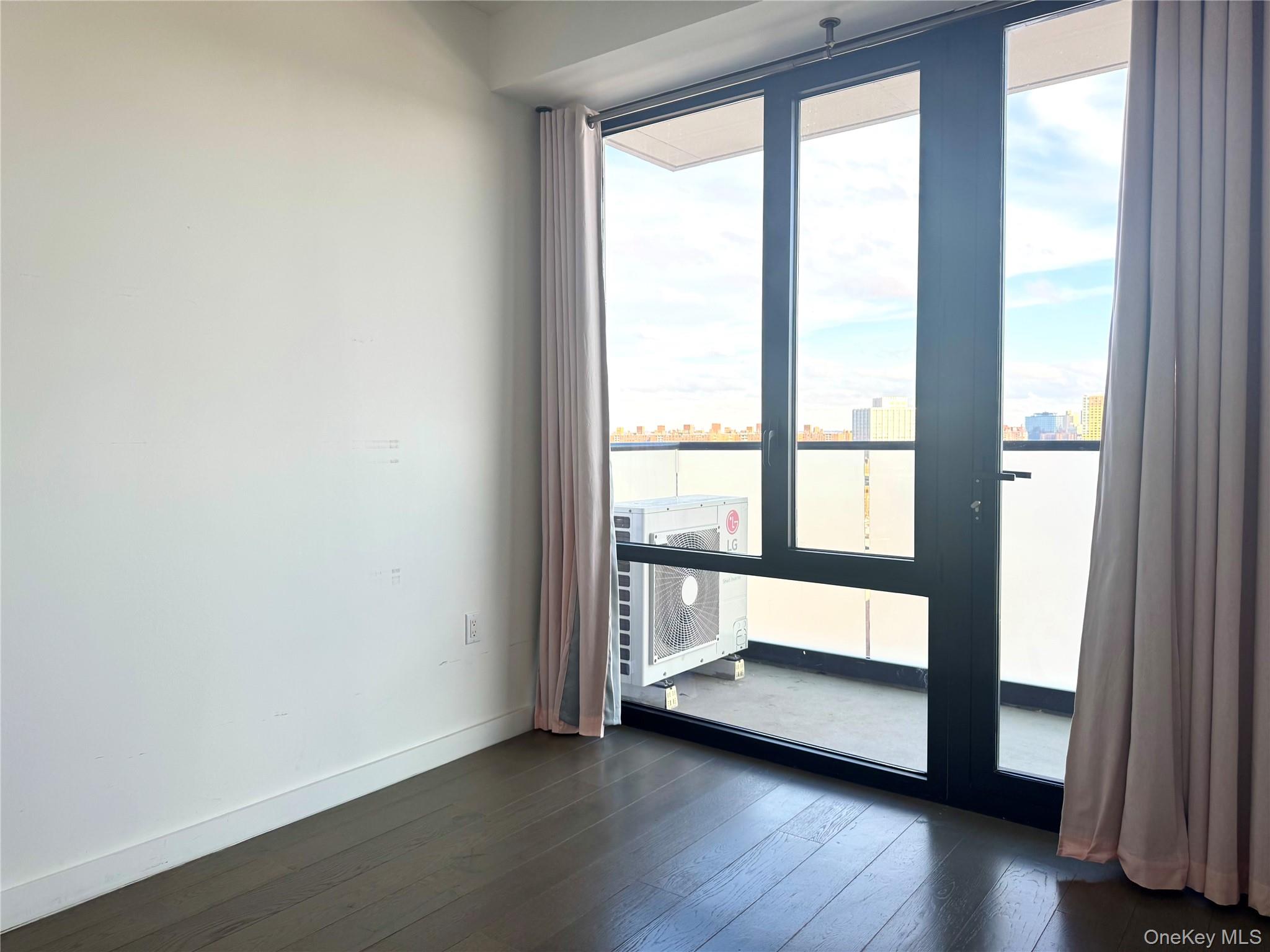 8808 Justice Avenue # 15N, Elmhurst, NY 11373