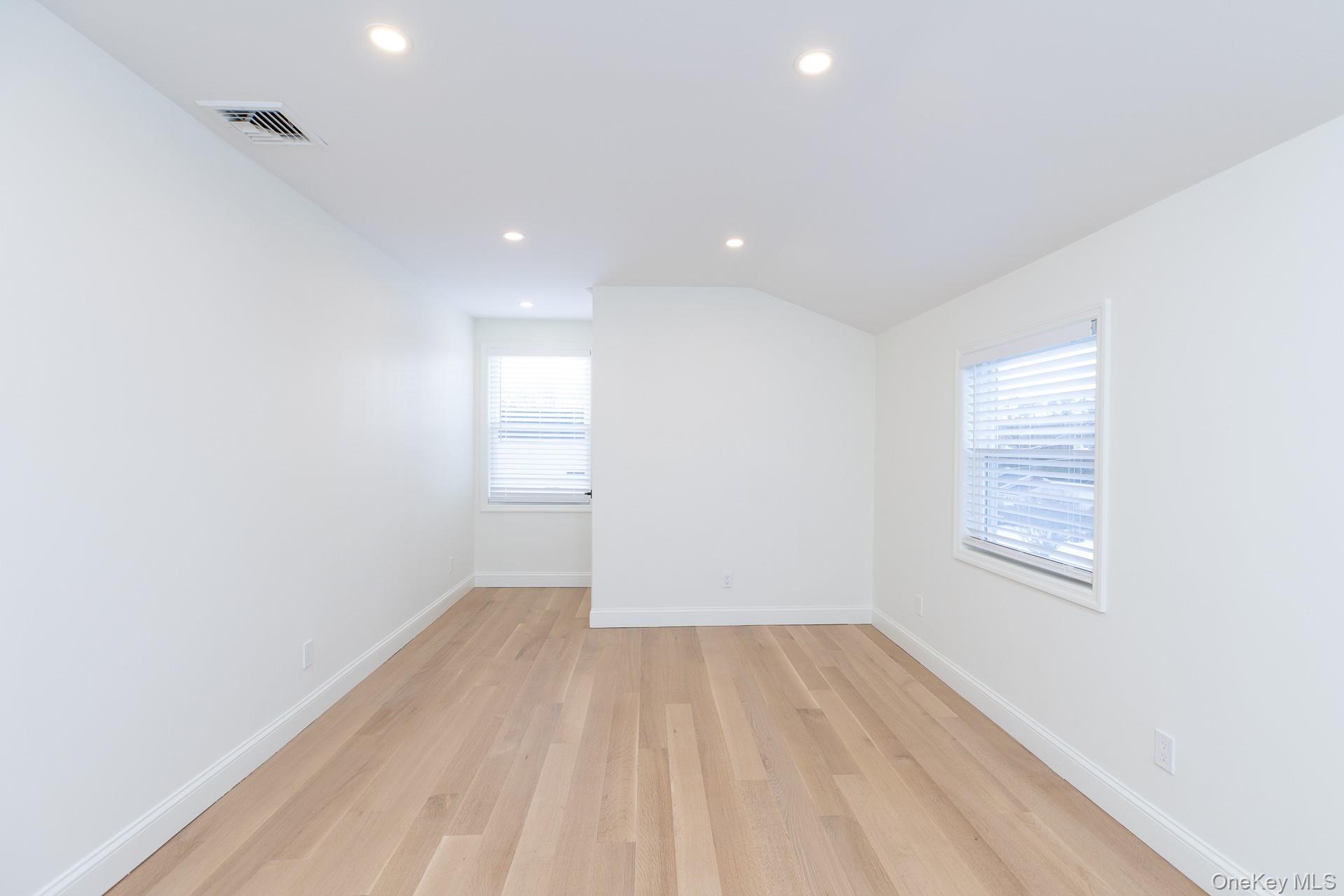 28 Locust, Bayport, NY 11705