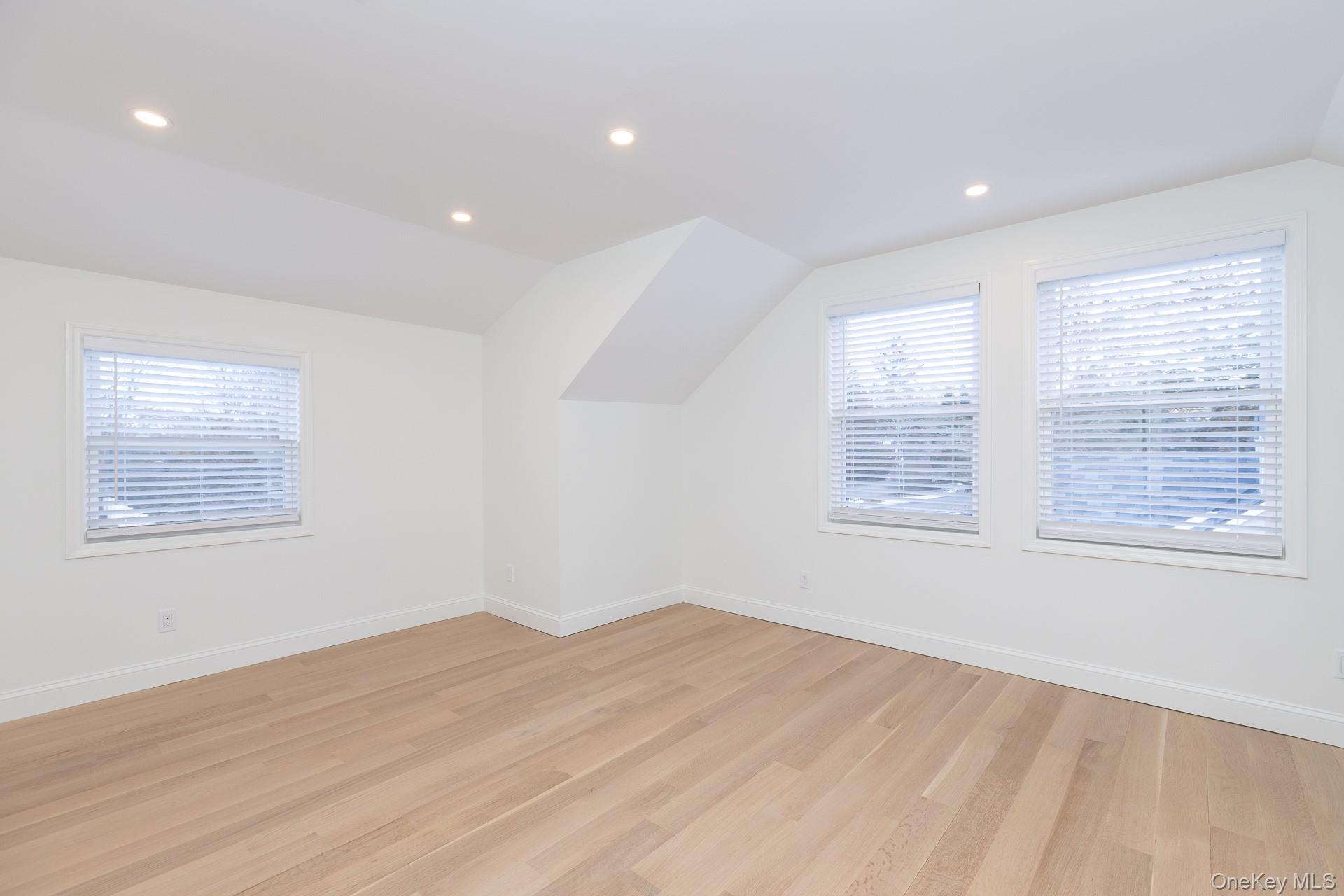 28 Locust, Bayport, NY 11705