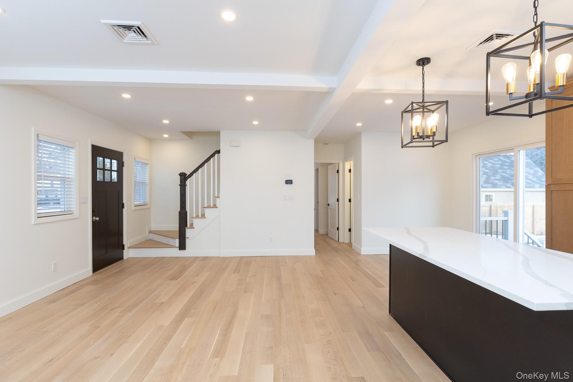 28 Locust, Bayport, NY 11705