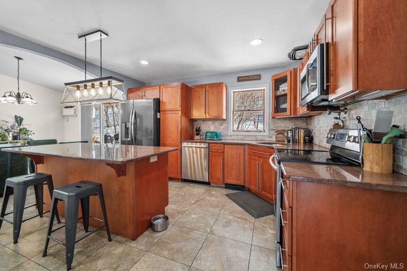 73 Chief Nimham Circle, Carmel, NY 10512