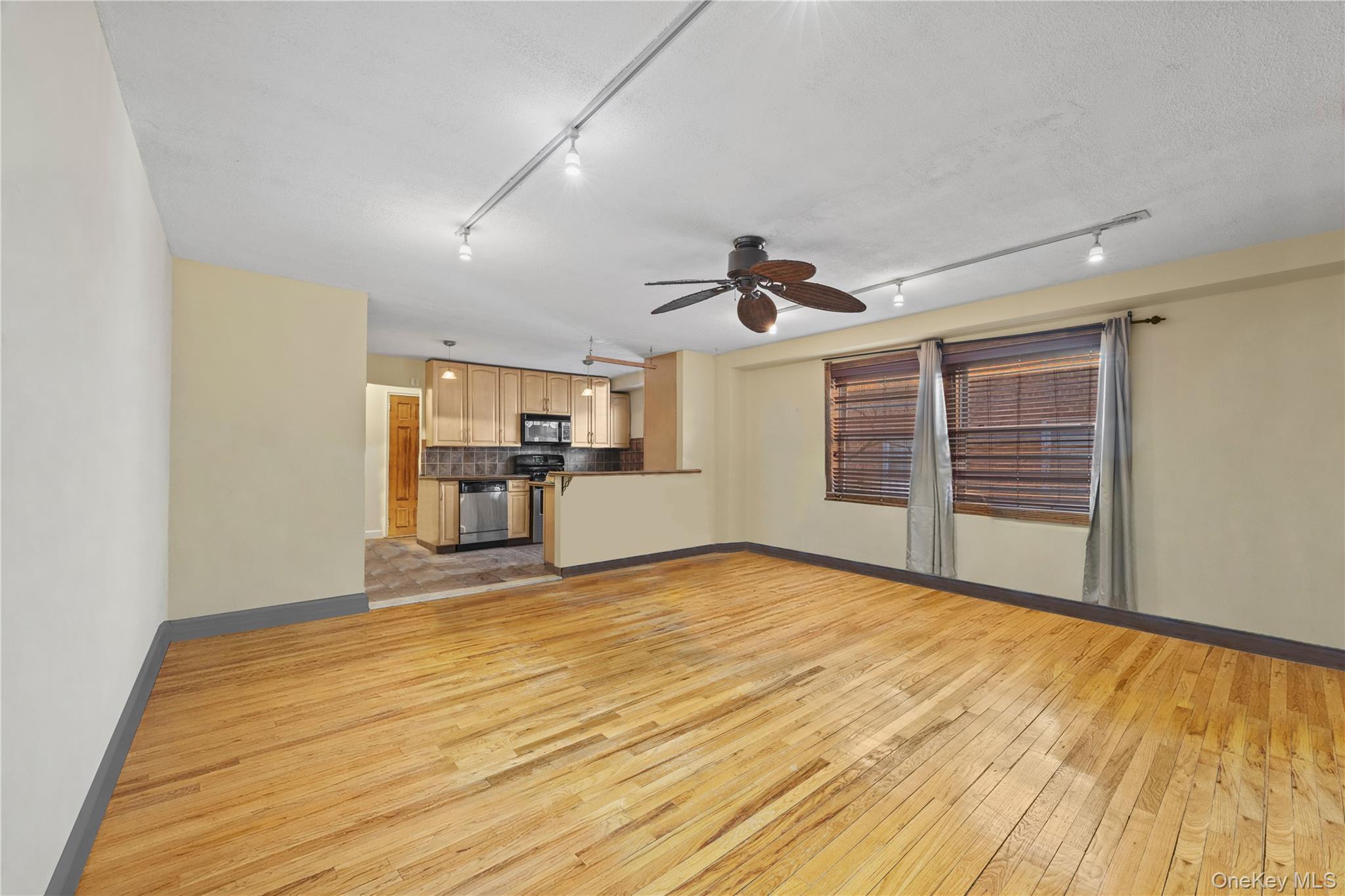 6291 Broadway # A6, Bronx, NY 10471