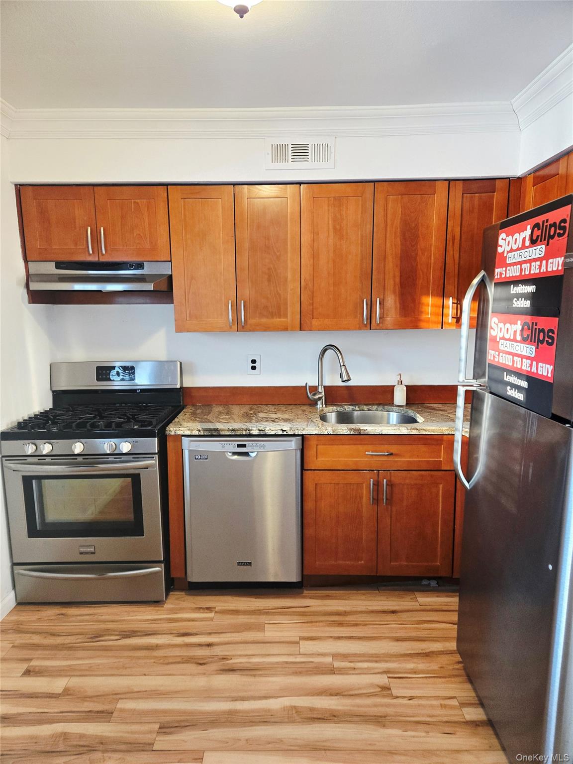 199 Pointe Circle North # 199, Coram, NY 11727