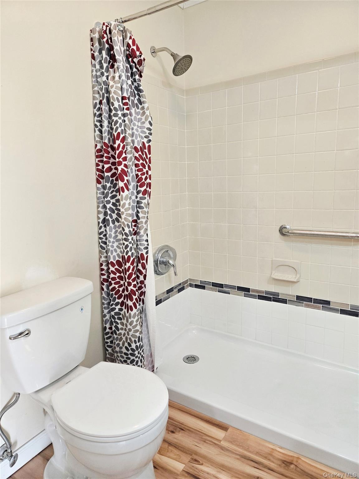 199 Pointe Circle North # 199, Coram, NY 11727