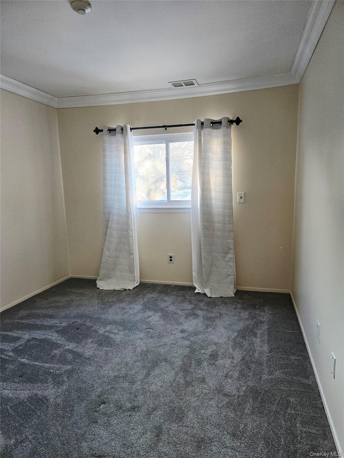 199 Pointe Circle North # 199, Coram, NY 11727