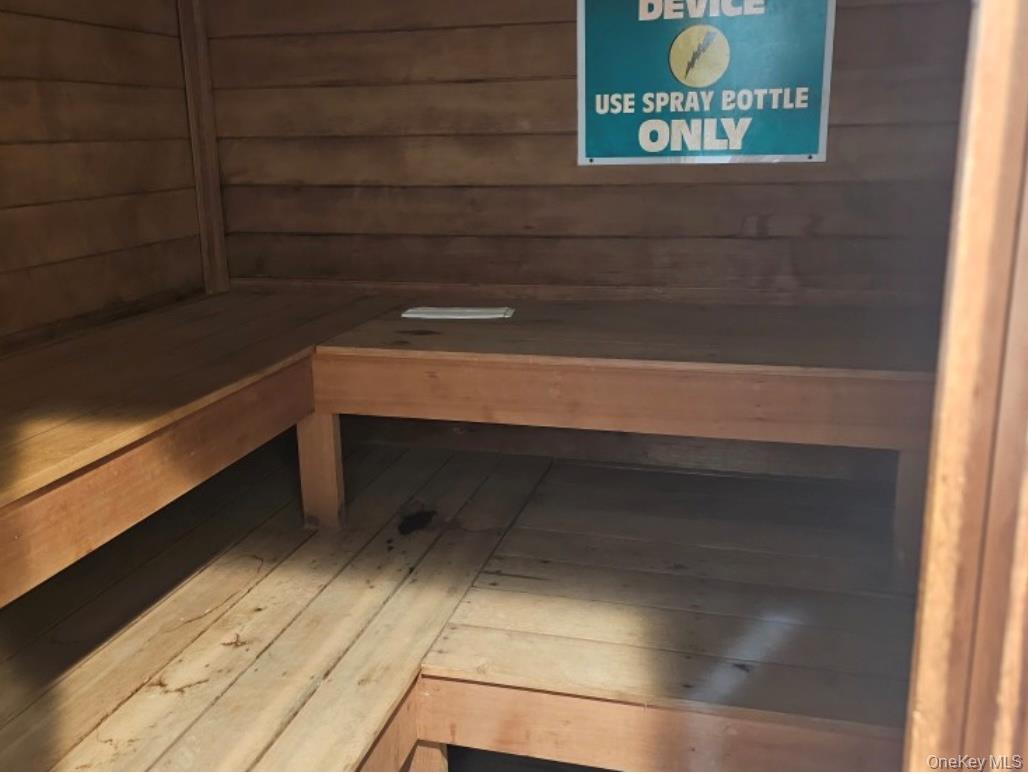 199 Pointe Circle North # 199, Coram, NY 11727