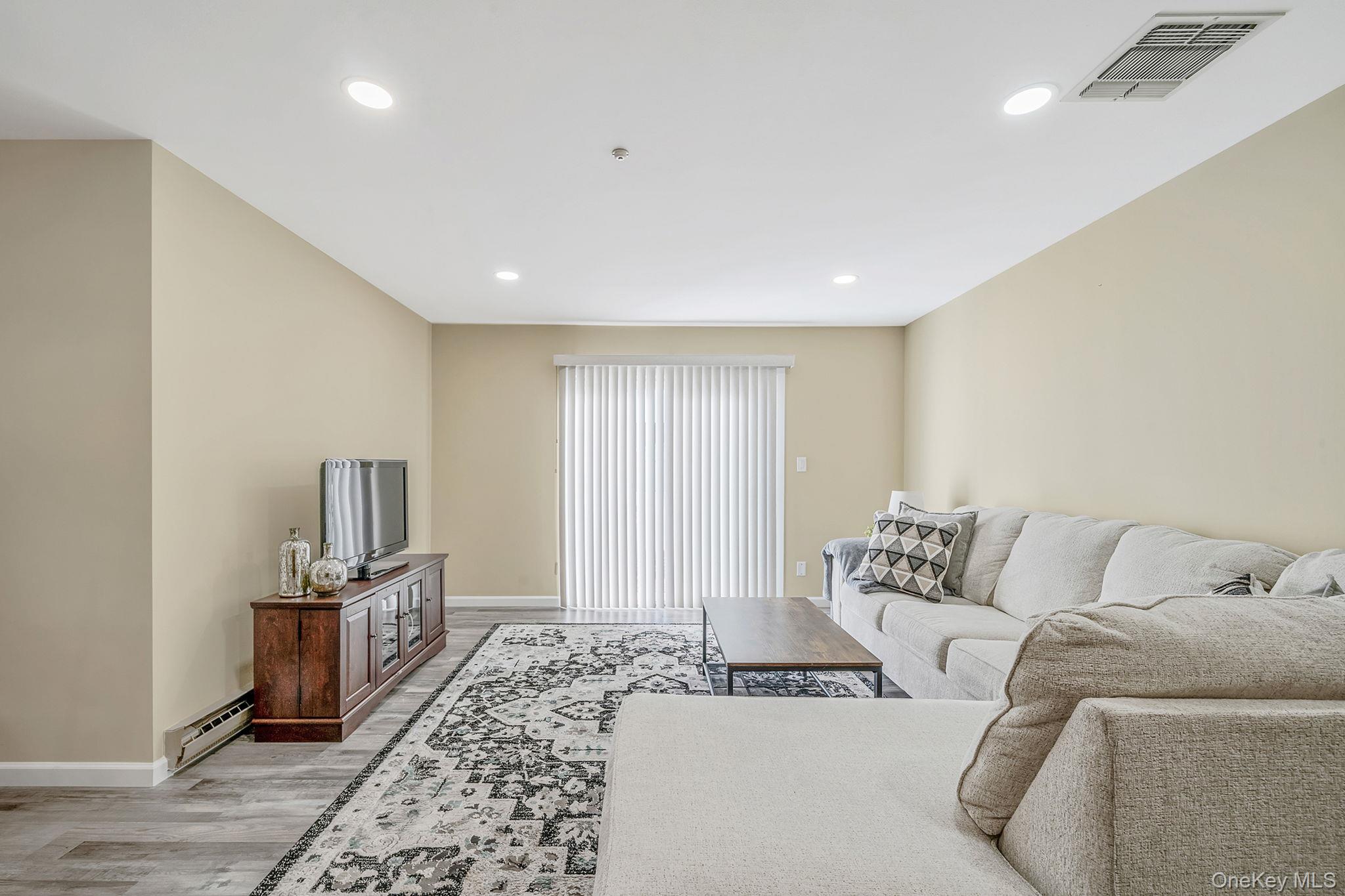 101 Flair Court E, Saint James, NY 11780