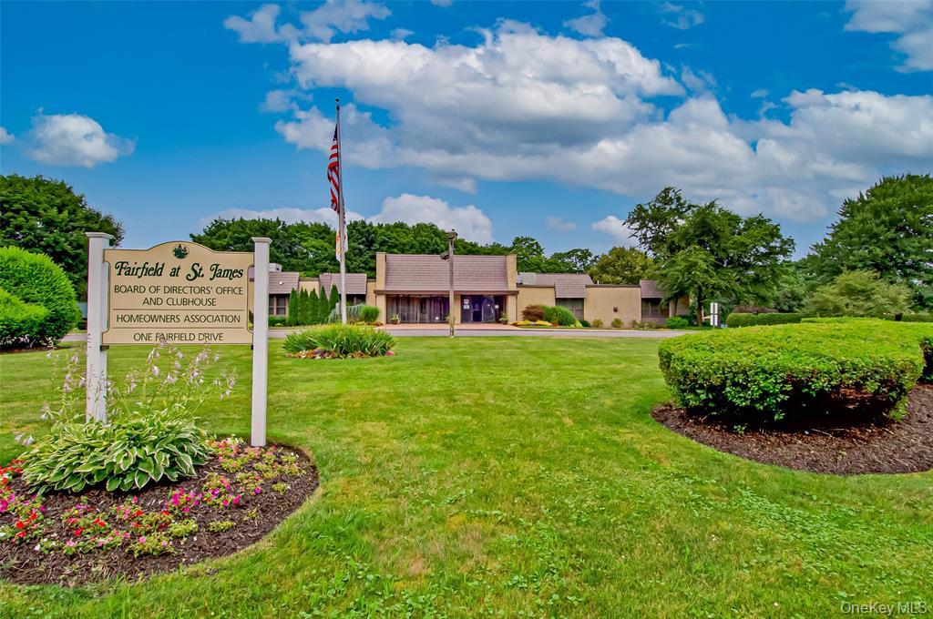 101 Flair Court E, Saint James, NY 11780