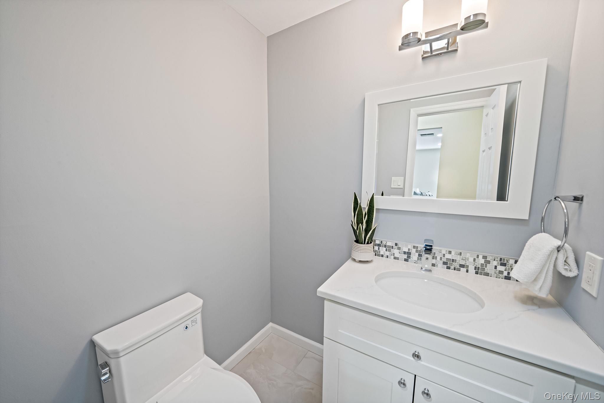 101 Flair Court E, Saint James, NY 11780