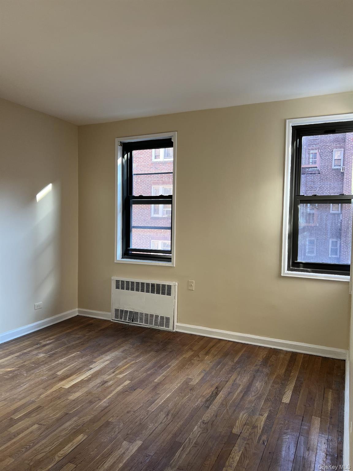 69-60 108th Street # 418, Forest Hills, NY 11375