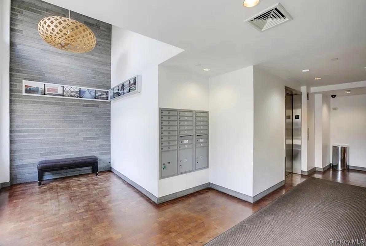 3286 41st Street # 3F, Astoria, NY 11103