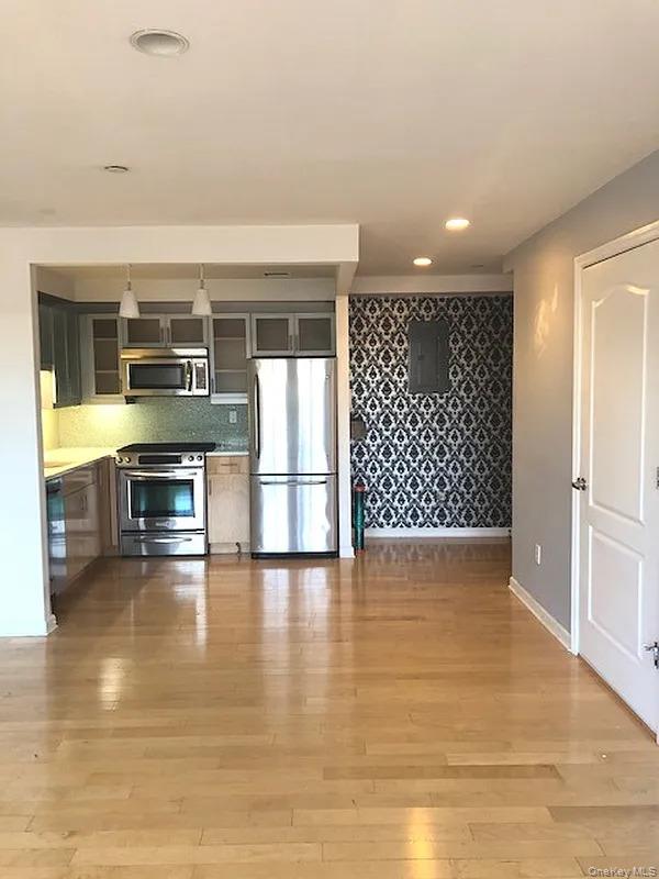 3286 41st Street # 3F, Astoria, NY 11103