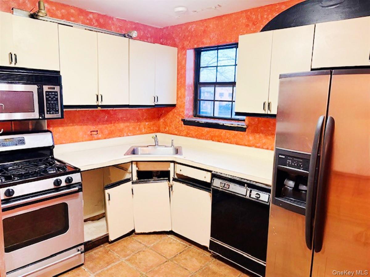 7817 153rd Avenue # H1, Howard Beach, NY 11414