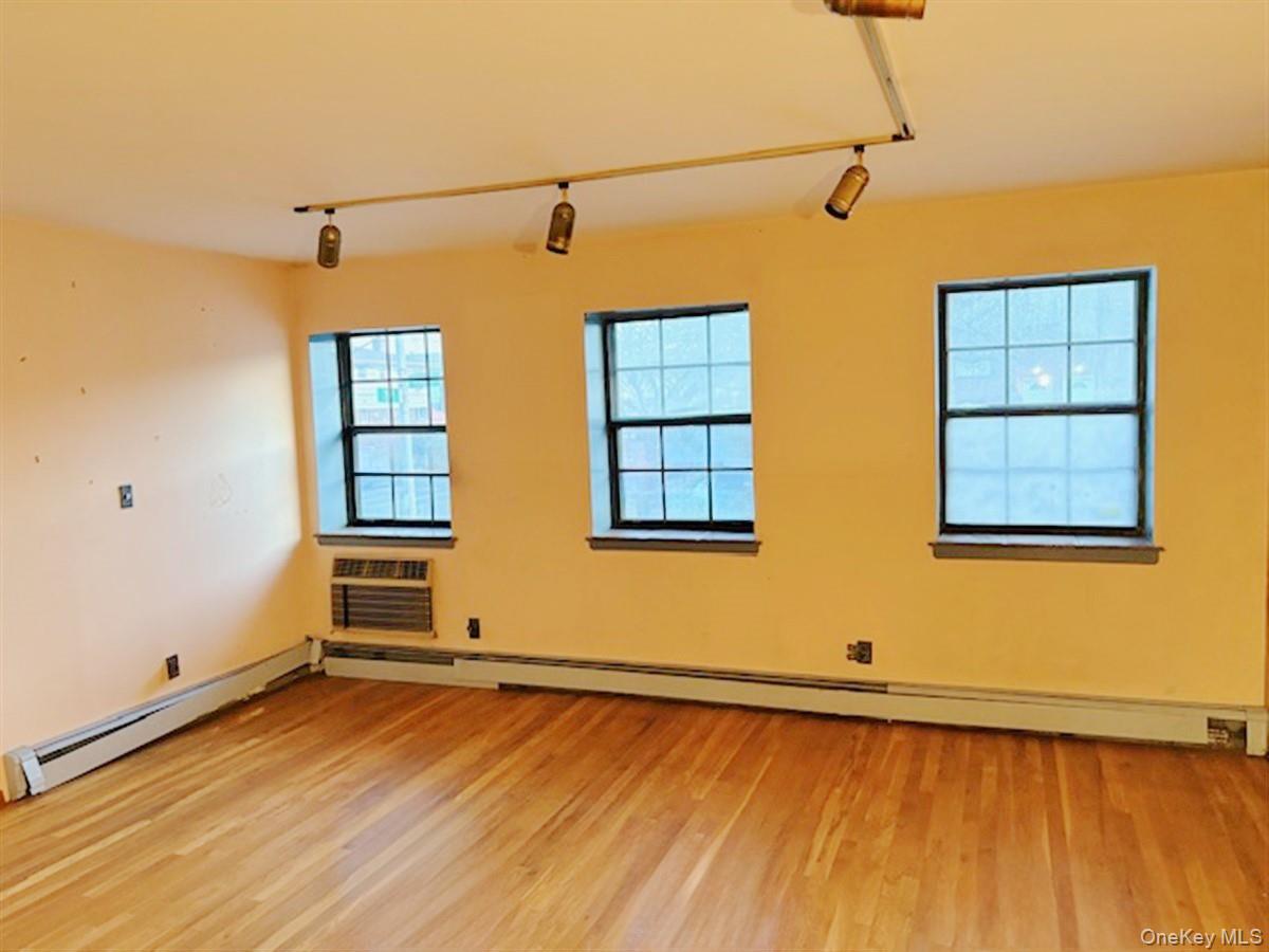 7817 153rd Avenue # H1, Howard Beach, NY 11414