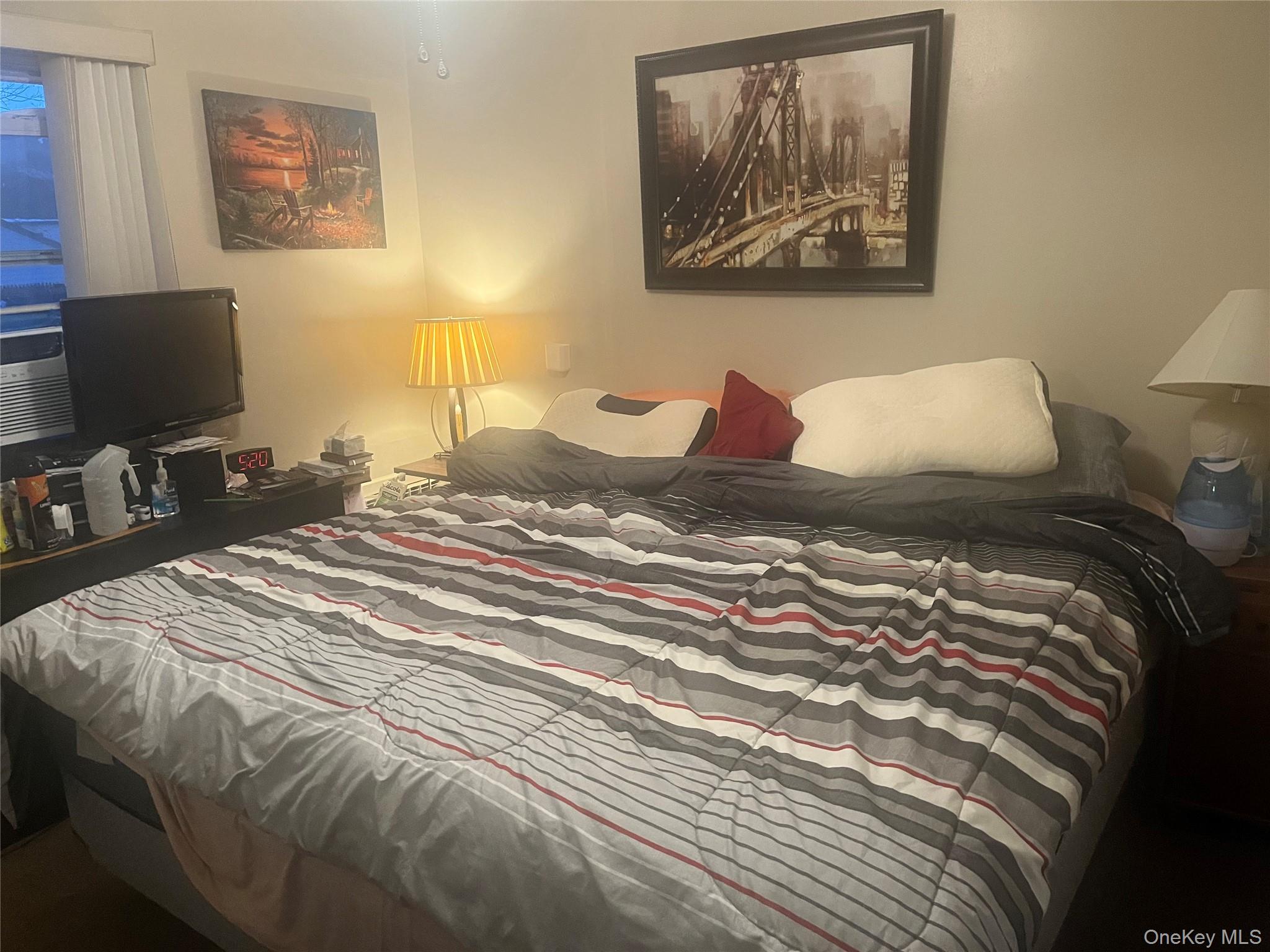 330 Florida Avenue, Copiague, NY 11726