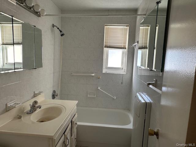 16-26 212 Street # Lower, Bayside, NY 11360