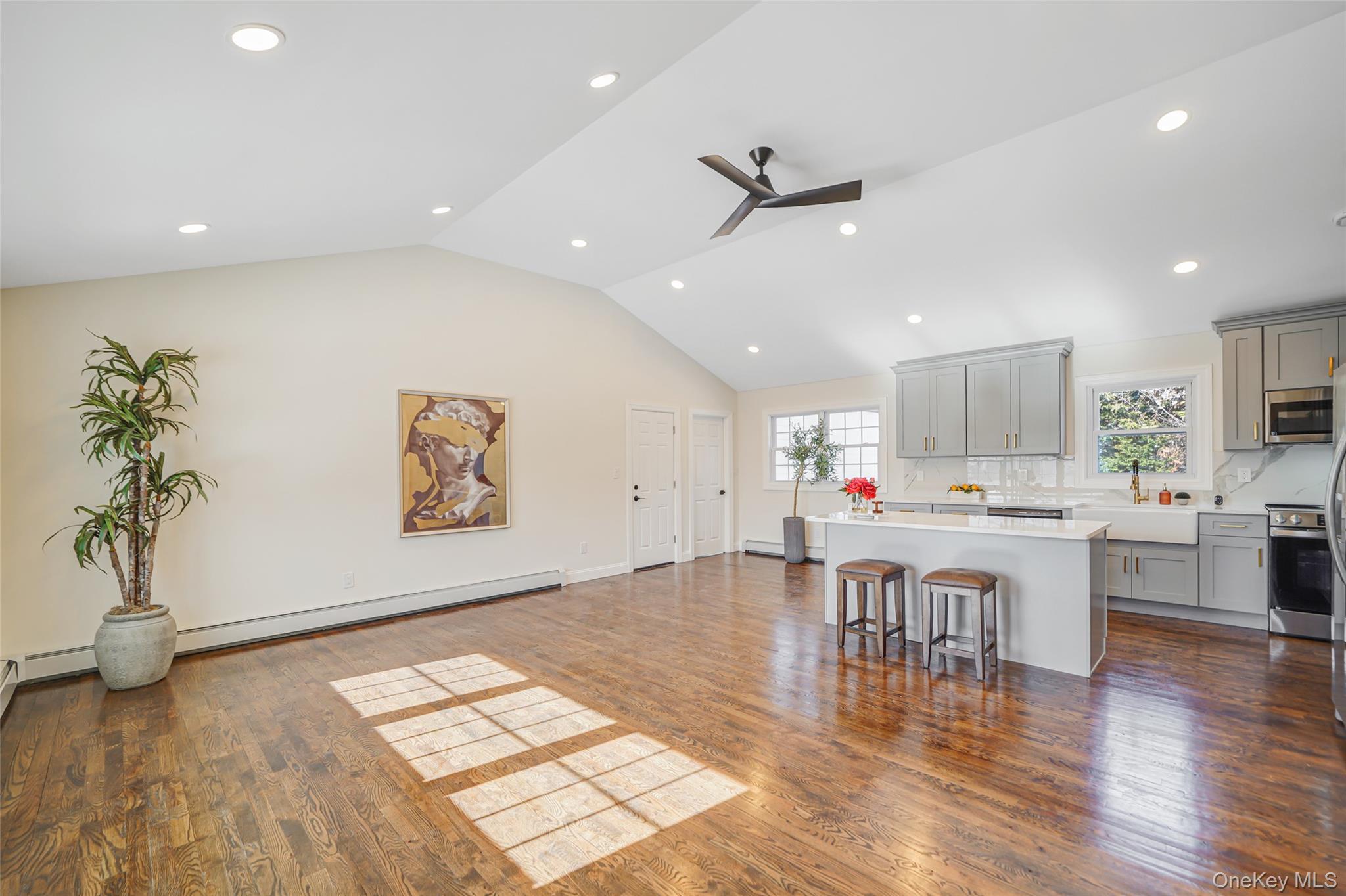 45 Oaklawn Avenue, Farmingville, NY 11738