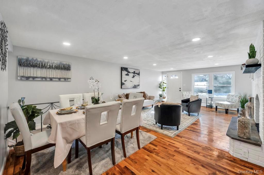 63 Beech Avenue, Farmingville, NY 11738