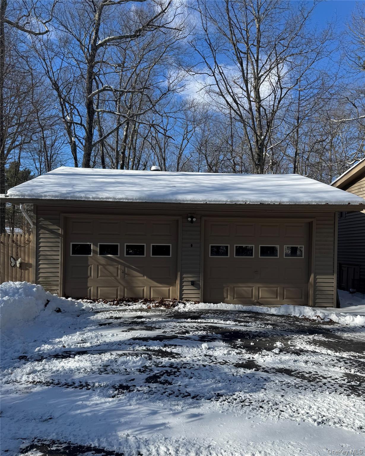 12 Easy Street, Catskill, NY 12414