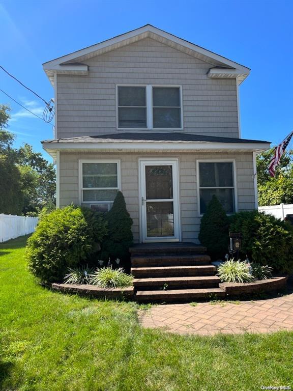 104 Hawthorne Avenue, West Babylon, NY 11704