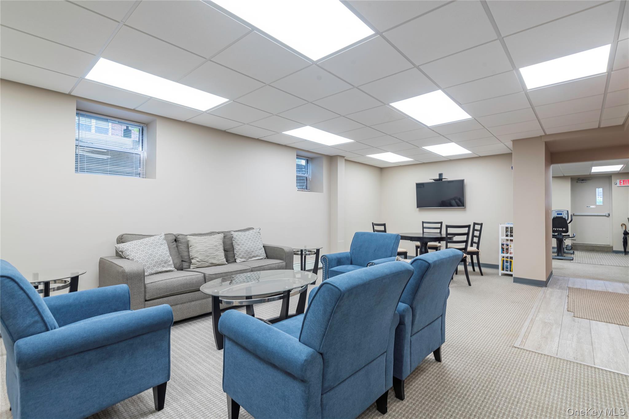 25 Chapel Place # 3N, Great Neck, NY 11021