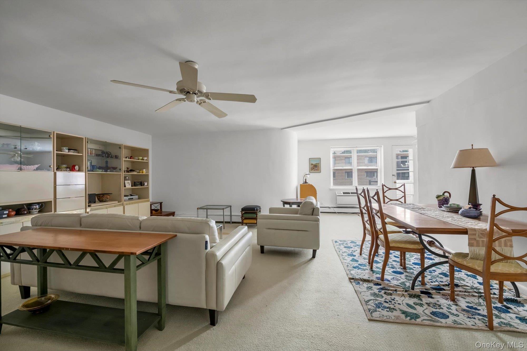 25 Chapel Place # 3N, Great Neck, NY 11021