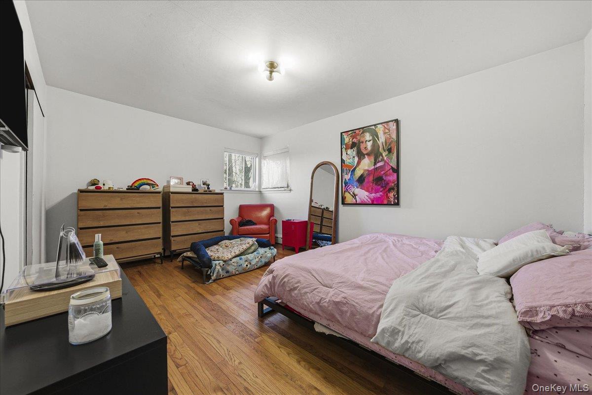 72 Park ave Terrace, Yonkers, NY 10703