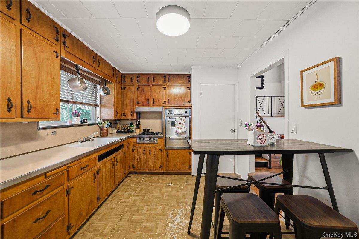 72 Park ave Terrace, Yonkers, NY 10703