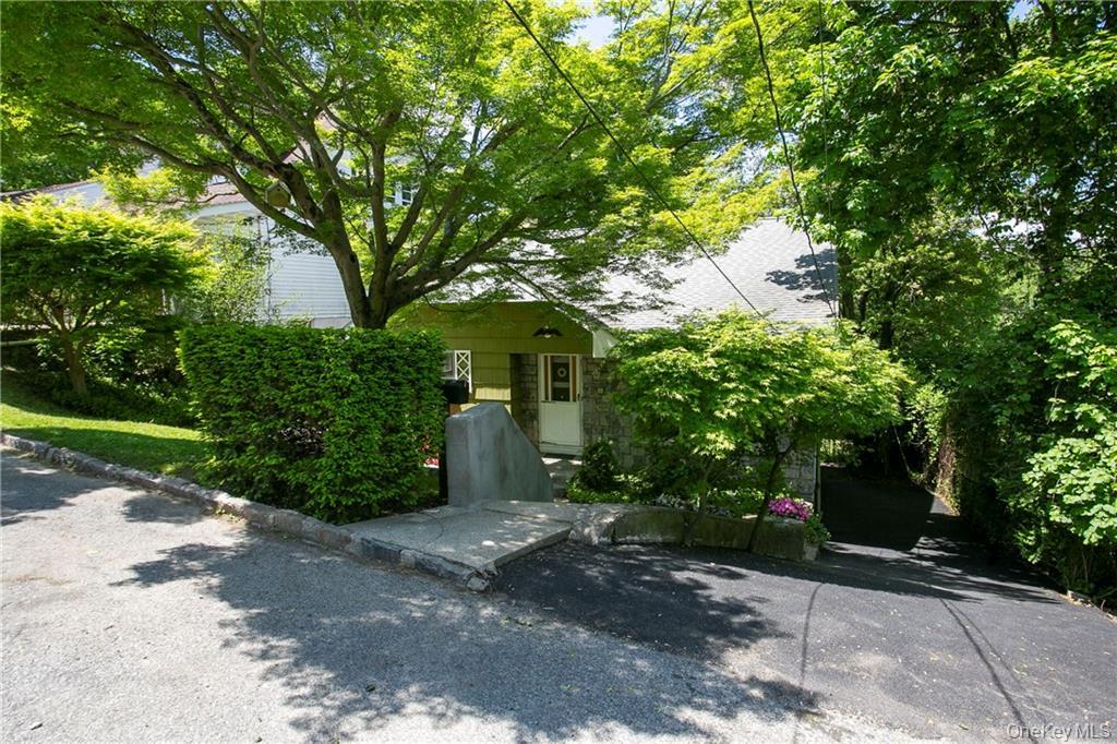 72 Park ave Terrace, Yonkers, NY 10703