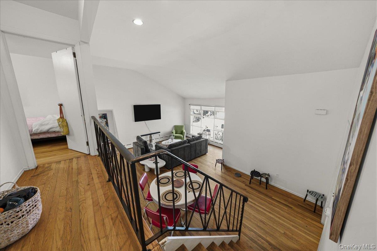 72 Park ave Terrace, Yonkers, NY 10703