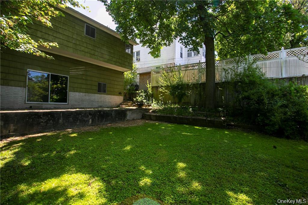 72 Park ave Terrace, Yonkers, NY 10703