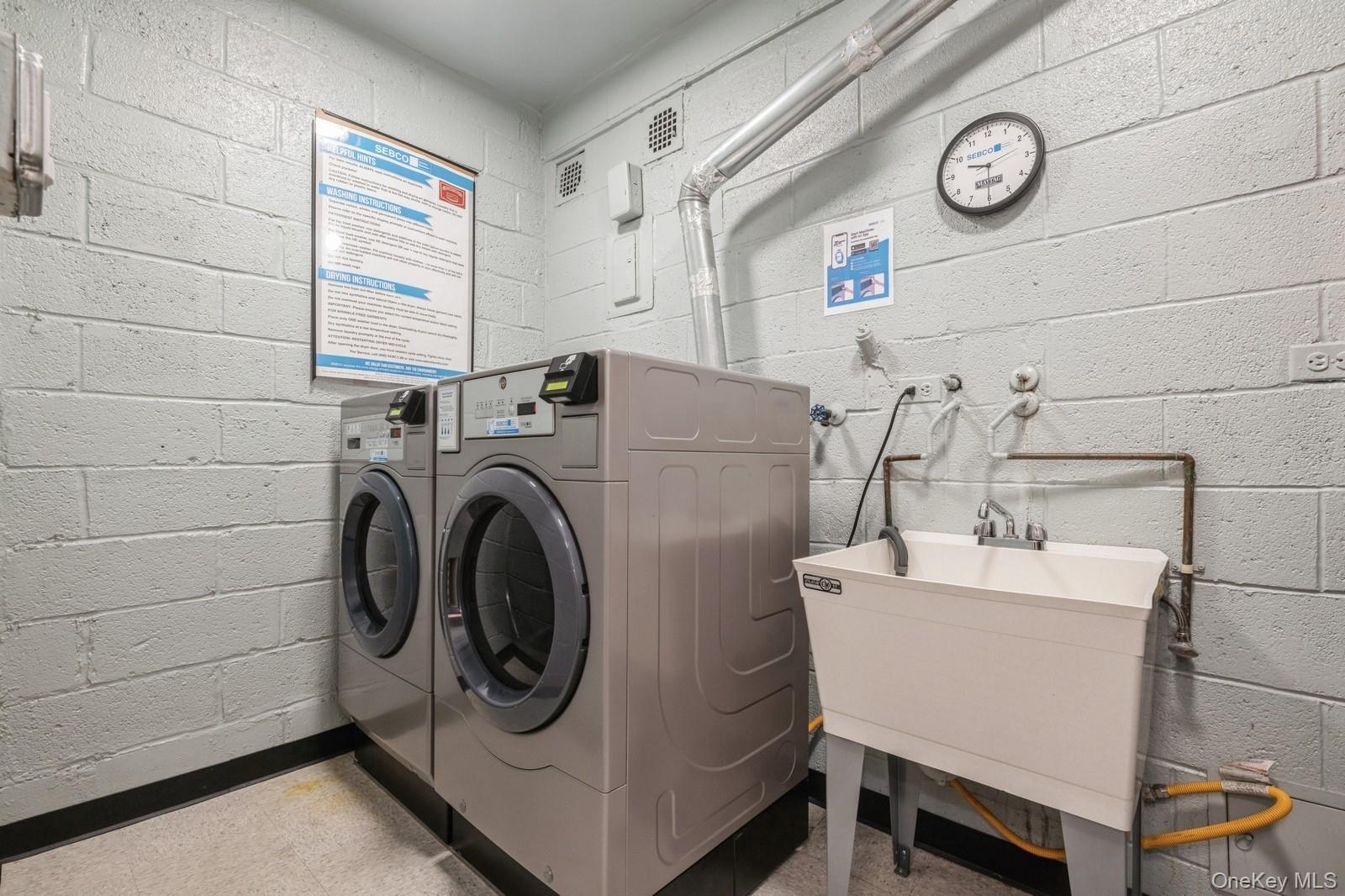 700 Shore Road # 4O, Long Beach, NY 11561