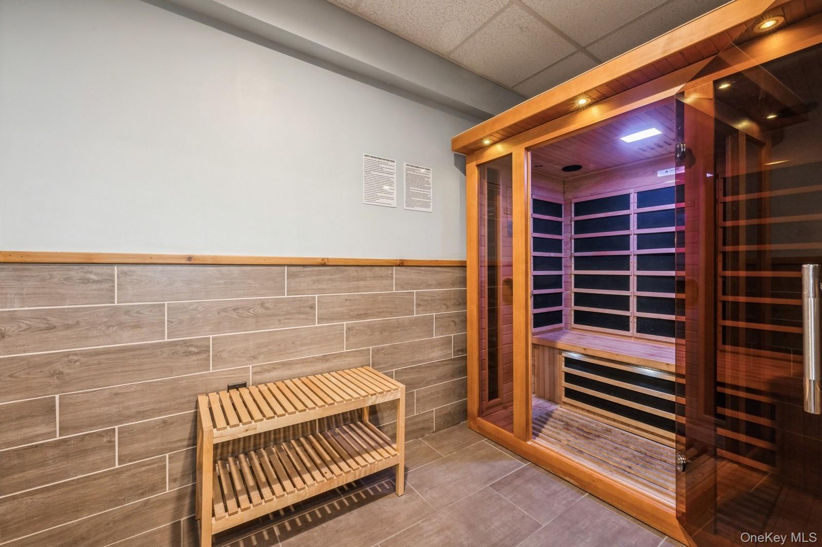 700 Shore Road # 4O, Long Beach, NY 11561