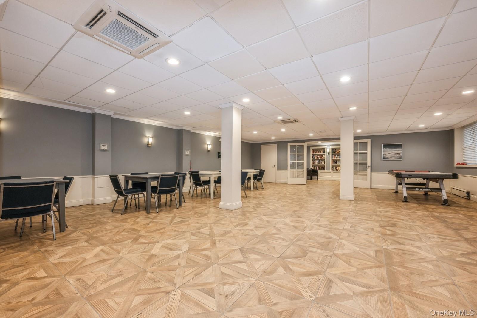 700 Shore Road # 4O, Long Beach, NY 11561