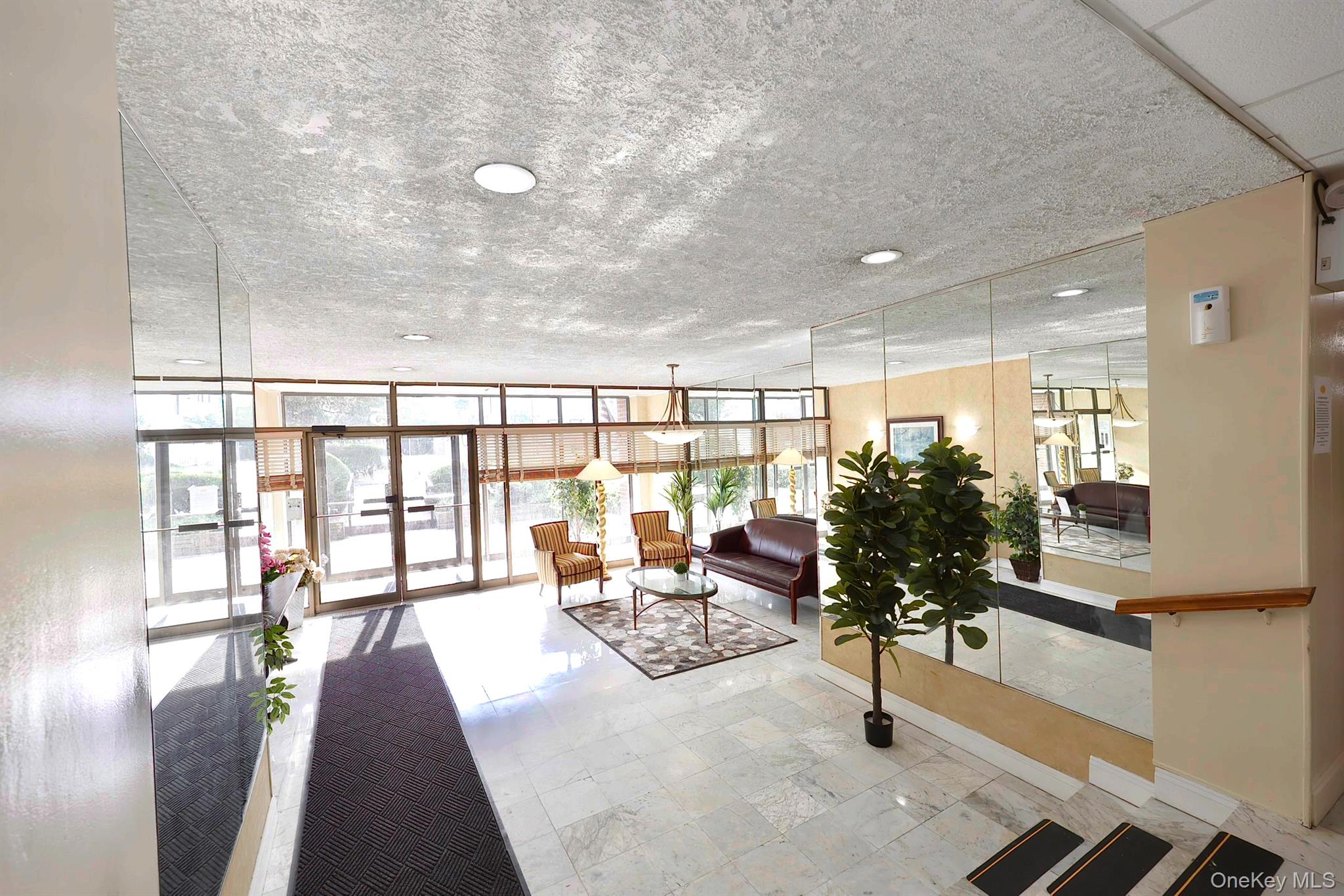 85 S CENTRE AVE # A20, Rockville Centre, NY 11570