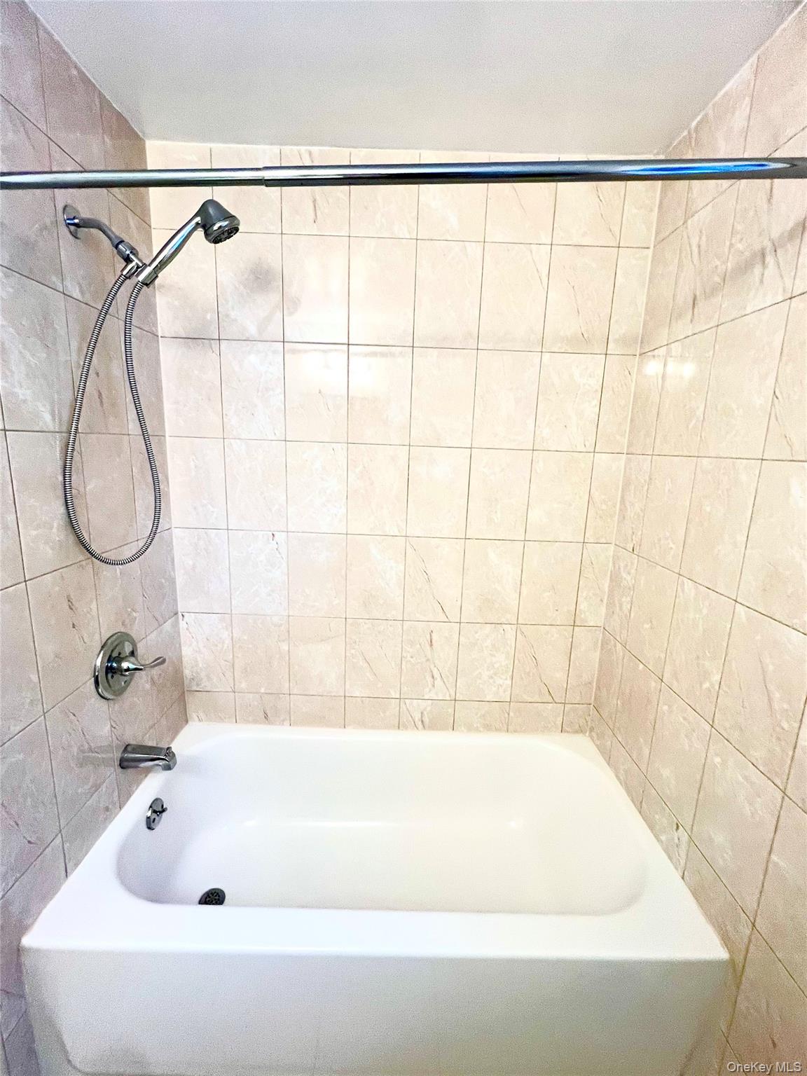 23 Independence Avenue, Middletown, NY 10940