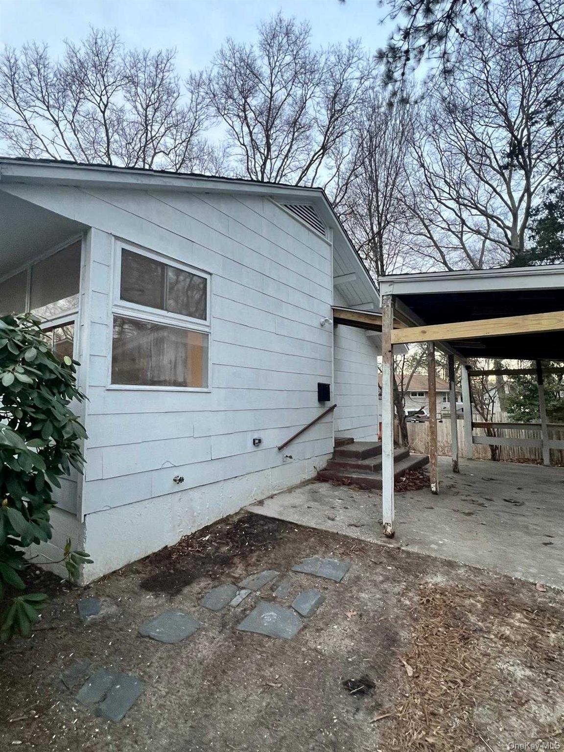 5 Birch Court, Riverhead, NY 11901