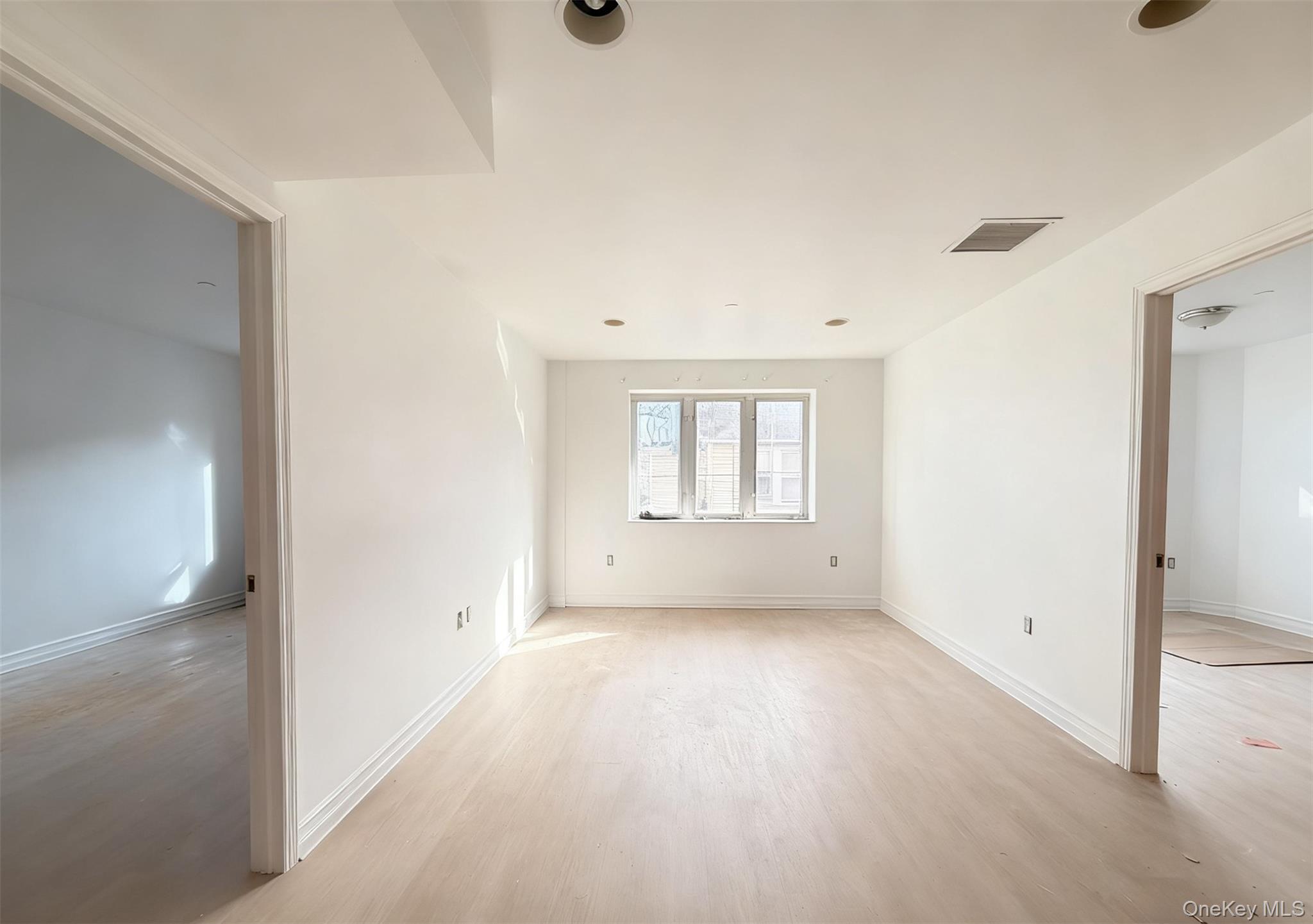 8510 Elmhurst Avenue # 2B, Elmhurst, NY 11373