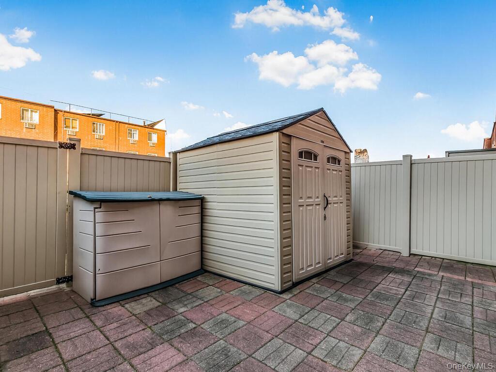 3350 14th Street, Astoria, NY 11106