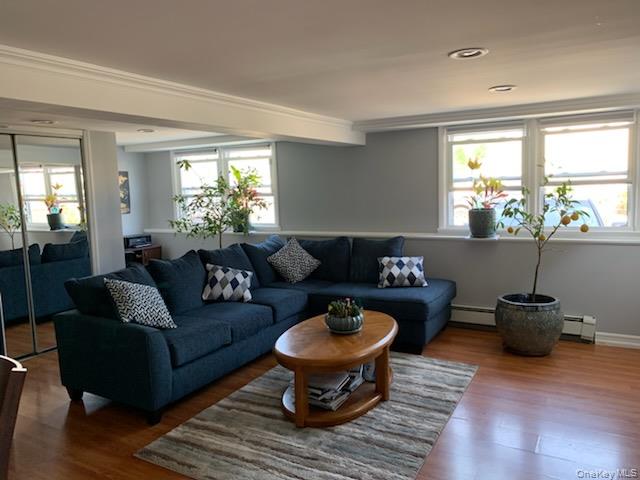 81 Barnes Street, Long Beach, NY 11561