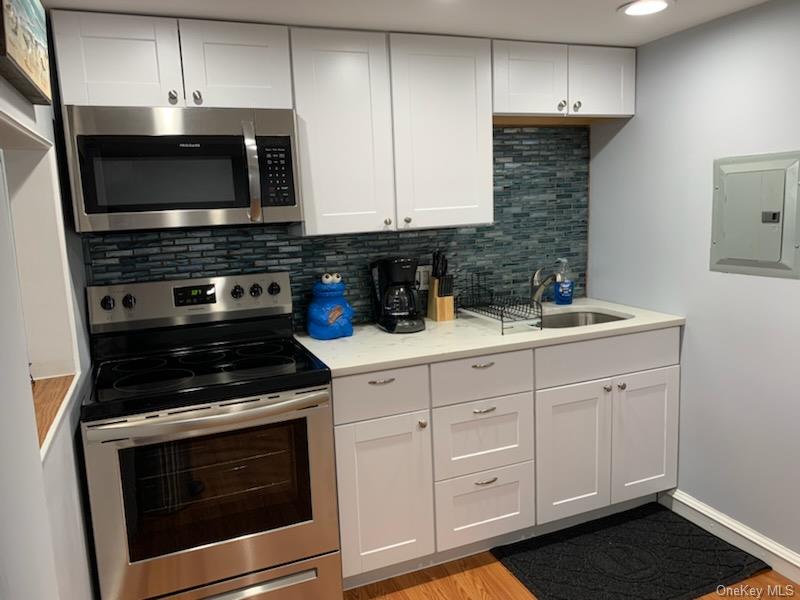 81 Barnes Street, Long Beach, NY 11561