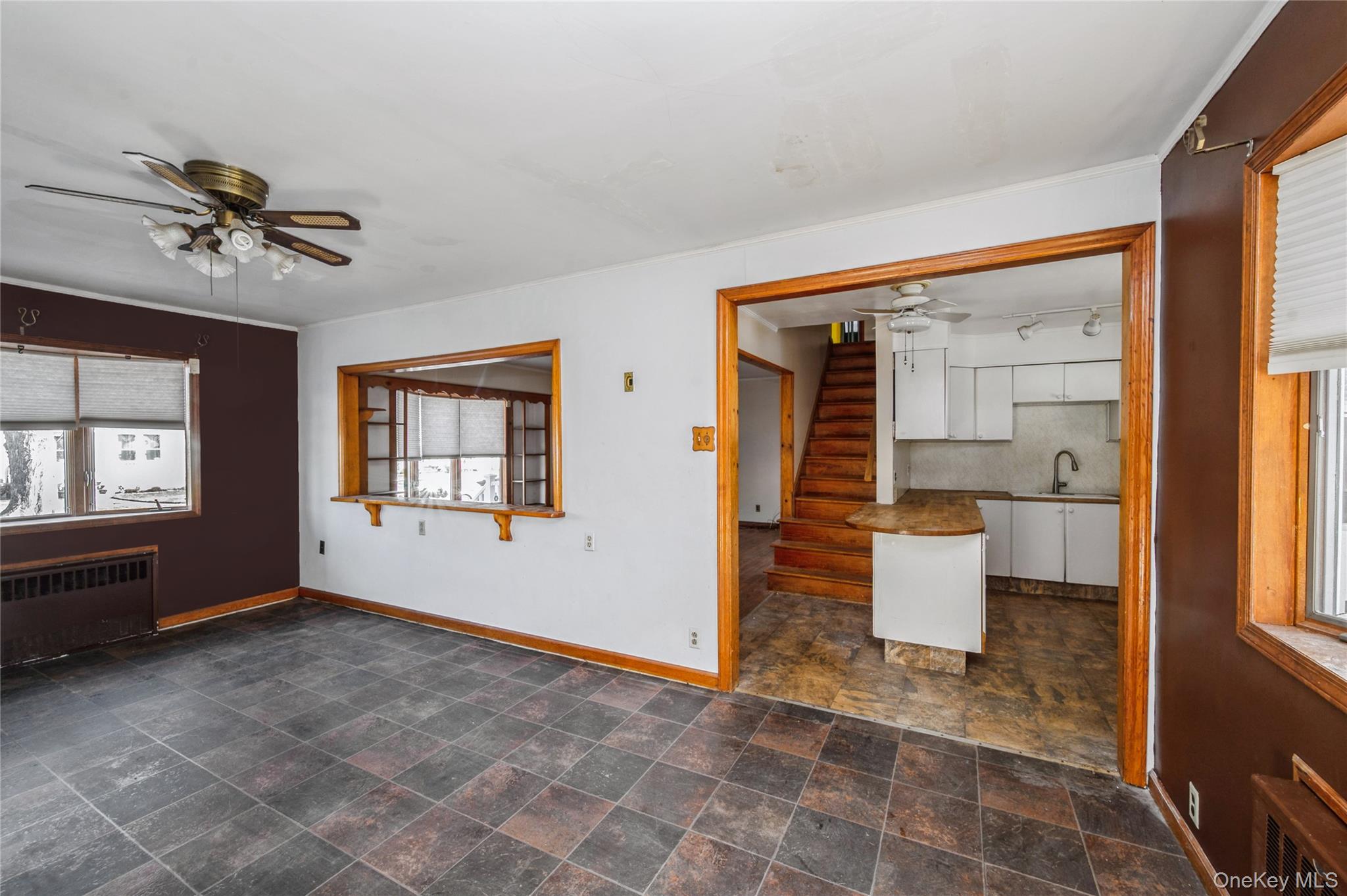 54 31st Street, Copiague, NY 11726